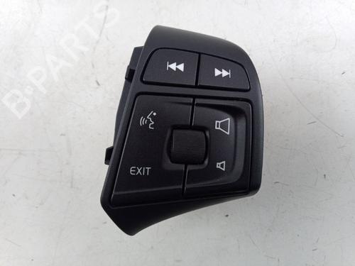 steering-wheel-controls-volvo-v40-hatchback-525-2012-2013-2014-2015-2016-2017-2018-2019-24824896 main image