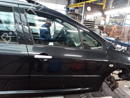 Używane Drzwi przednie prawe PEUGEOT 307 SW (3H) 2.0 16V (136 hp) 30837634