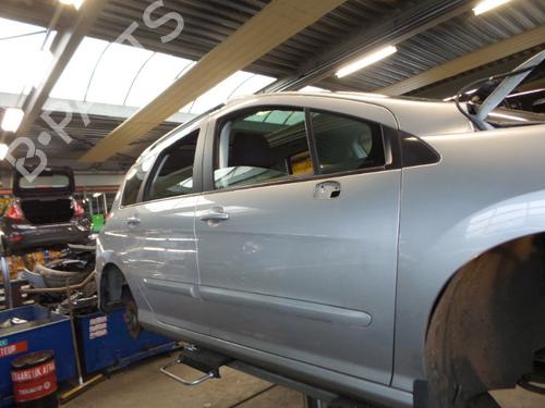 Used Right front door PEUGEOT 308 SW I (4E_, 4H_) 2.0 HDi (140 hp) 22510479