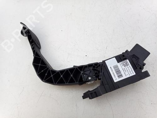 Used Pedal Pedal OPEL CORSA F (P2JO) CORSA-e (68) (136 hp) 33402706 33402706