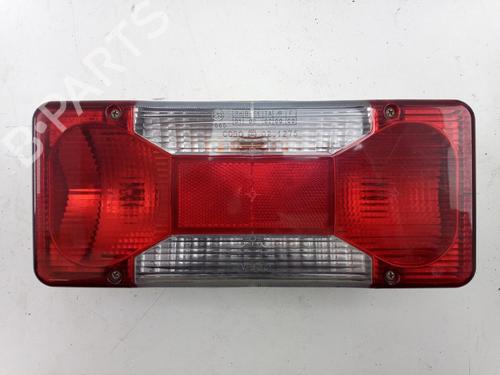 Używane Lampa tylna prawa IVECO DAILY VI Platform/Chassis 33S14, 35S14, 35C14, 38S14 (136 hp) 29594345