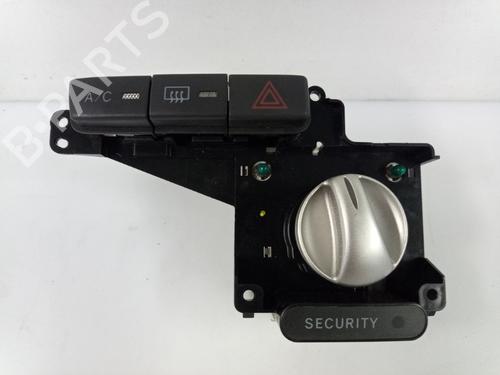 Used Switch TOYOTA YARIS (_P1_) 1.3 (SCP12_, SCP13_, SCP12R, SCP13R) (87 hp) 22506234