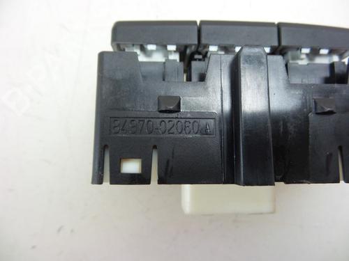 Switch TOYOTA AURIS Estate (_E18_) 1.8 Hybrid (ZWE186_, ZWE186R, ZWE186H) | BP22488888I30 