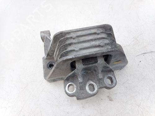 Used Engine mount Engine mount 38733582 38733582