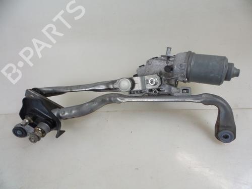 Used Front wipers mechanism TOYOTA YARIS (_P13_) 1.0 (KSP130_, KSP130) (69 hp) 22476672