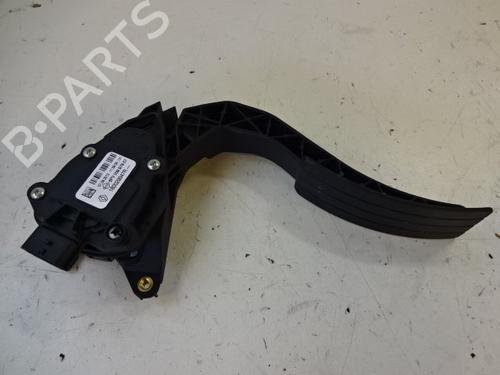 Pedal RENAULT CLIO III Grandtour (KR0/1_) 1.2 16V (KR02, KR0J) (75 hp) 22471604