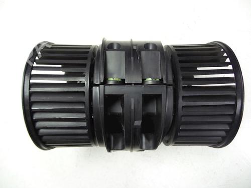 Used Heater blower motor RENAULT SCÉNIC III (JZ0/1_) 2.0 16V (JZ0G, JZ0P, JZ1E, JZ1P) (140 hp) 22466901