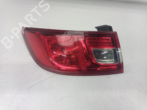 Farolim esquerdo RENAULT CLIO IV (BH_) 0.9 TCe 90 (BHNF, BHMA, BHMH, BHJK, BHJR) (90 hp) 31118105