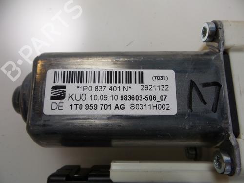Front left window mechanism SEAT LEON (1P1) 1.6 TDI | BP22472787C22 