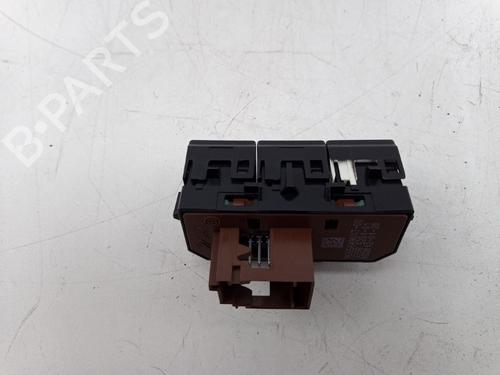 Switch PEUGEOT 3008 I MPV (0U_) 2.0 HDi 150 / BlueHDi 150 | BP22494375I30