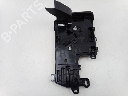 vrige-styrinhsenheder-tesla-model-3-5yj3-ev-awd-110034090h-2017-22989117 main image