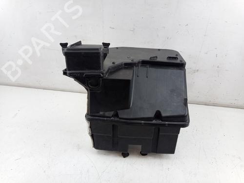 Used Fuse box Fuse box VW TRANSPORTER T6 Van (SGA, SGH, SHA, SHH) 2.0 TDI (204 hp) 34737016 34737016