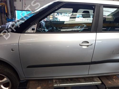 left-front-door-skoda-fabia-ii-combi-545-2007-2008-2009-2010-2011-2012-2013-2014-37427976 main image