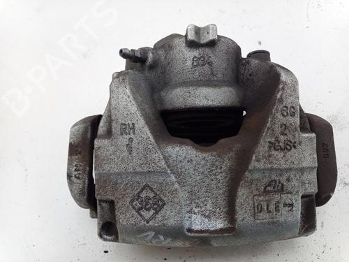 Used Right front brake caliper RENAULT CLIO V (B7_) 1.6 E-TECH 145 (B7MU) (143 hp) 32122947
