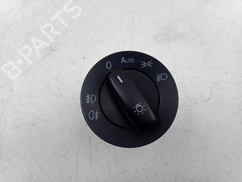Used Headlight switch VW CADDY III Box Body/MPV (2KA, 2KH, 2CA, 2CH) 2.0 SDI (70 hp) 32758945