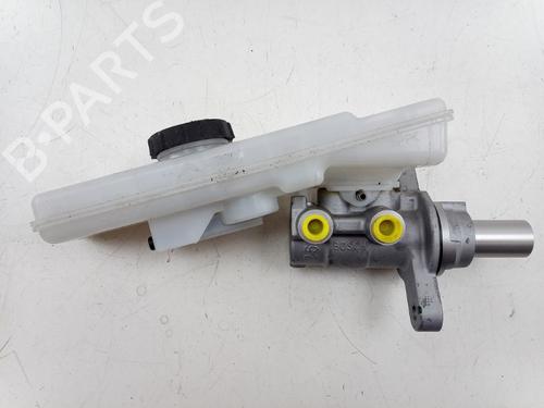 Used Brake master cylinder TESLA MODEL 3 (5YJ3) EV AWD (351 hp) 23110881