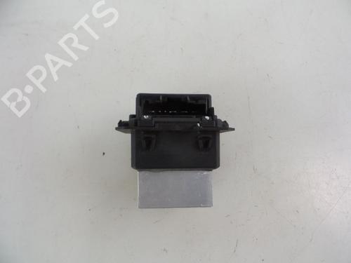 Used Heater resistor RENAULT MEGANE III Grandtour (KZ0/1) 1.5 dCi (KZ09, KZ0D, KZ1G, KZ29, KZ14, KZ1W, KZ10, KZ1F,... (110 hp) 22477254