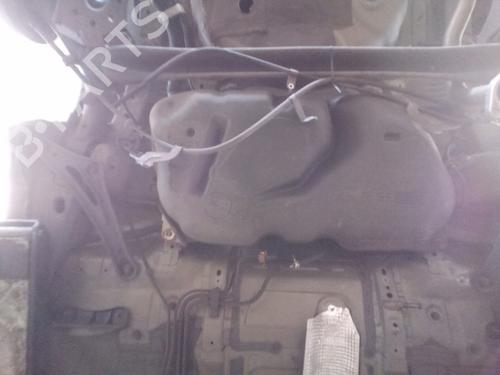 Used Fuel tank TOYOTA YARIS (_P13_) 1.3 (NSP130_, NSP130) (99 hp) 29833601