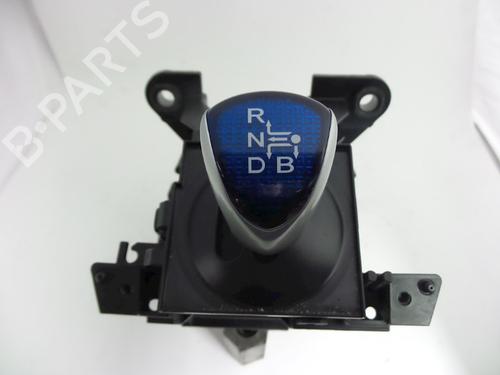Used Shift knob TOYOTA AURIS (_E15_) 1.8 Hybrid (ZWE150_, ZWE150R) (136 hp) 22471121