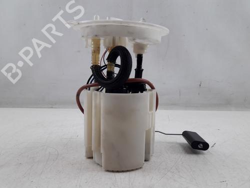 Used Fuel pump VOLVO V40 Hatchback (525) D2 (120 hp) 22507504
