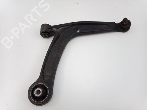 Used Right front suspension arm FIAT 500 (312_) 1.2 (312AXA1A) (69 hp) 28197101