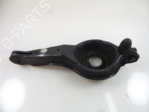 Querlenker rechts hinten für VOLVO V40 Hatchback (525) D4 (190 hp) 22475238