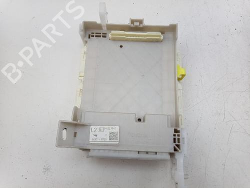 Used Fuse box Fuse box 39622230 39622230