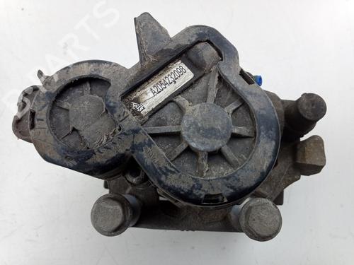 Right rear brake caliper MERCEDES-BENZ C-CLASS T-Model (S205) C 180 BlueTEC / d (205.236) | BP30084537M106 