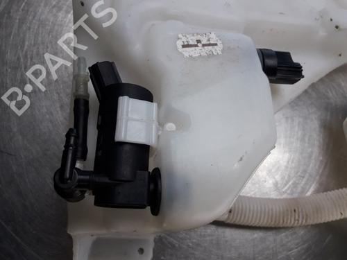 Windscreen washer tank VOLVO C30 (533) D2 | BP22464890C113