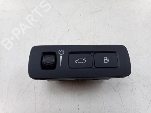other-volvo-v60-ii-225-2018-30131960 main image