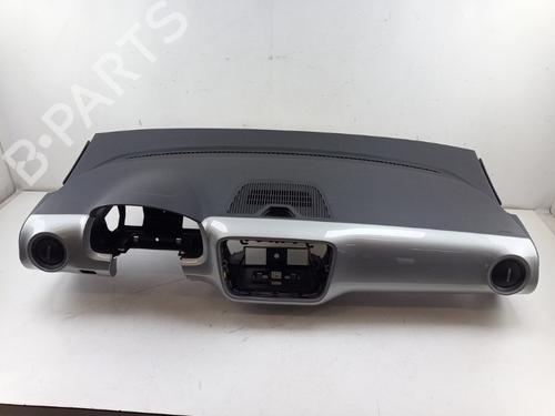 Used Dashboard VW UP! (121, 122, BL1, BL2, BL3, 123) 1.0 (75 hp) 30907672