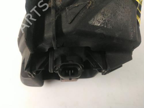 Right front fog light KIA SPORTAGE II (JE_, KM_) 2.0 i 16V | BP22475932C31