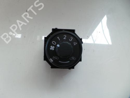 Used Climate control TOYOTA IQ (_J1_) 1.0 (KGJ10_, KGJ10R) (68 hp) 22480800