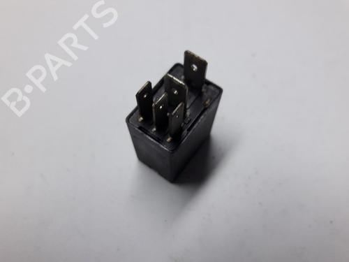 Capteur électronique RENAULT MASTER II Van (FD) 2.2 dCI 90 (FD0G, FD0N, FD2G, FD2N, FD3G, FD3N) (90 hp) 22499893