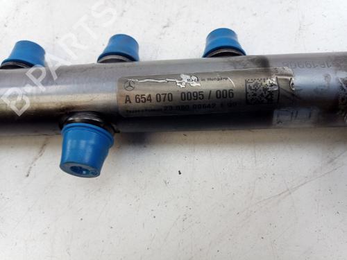 Injection rail MERCEDES-BENZ SPRINTER 5-t Platform/Chassis (B907) 517 CDI RWD (907.153, 907.155, 907.253, 907.255) | BP37428103M98 - Image 2