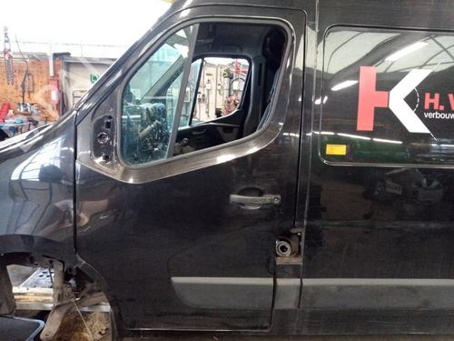 Used Left front door RENAULT MASTER III Van (FV) 2.3 dCi 130 FWD (FV0M, FV0Y, FV0J, FV02, FV03) (130 hp) 32241467