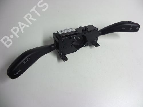Used Steering column stalk VW POLO IV (9N_, 9A_) 1.4 TDI (70 hp) 22471541