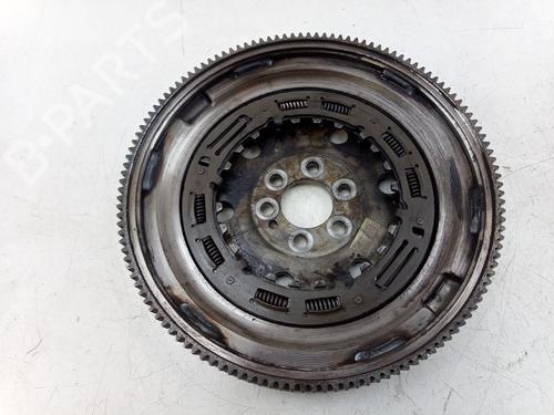 Used Flywheel SKODA OCTAVIA III Combi (5E5, 5E6) 1.5 TSI (150 hp) 25620083