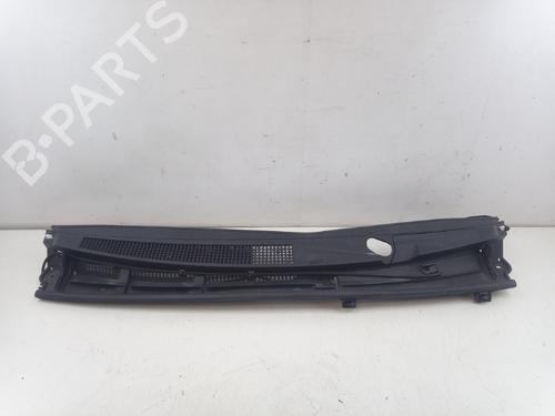 Used Scuttle panel TOYOTA YARIS (_P13_) 1.5 Hybrid (NHP130_, NHP130) (101 hp) 31364939