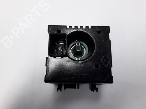 Multifunctionele display RENAULT CLIO II (BB_, CB_) 1.2 16V (BB05, BB0W, BB11, BB27, BB2T, BB2U, BB2V, CB05,... | BP22500882C48 