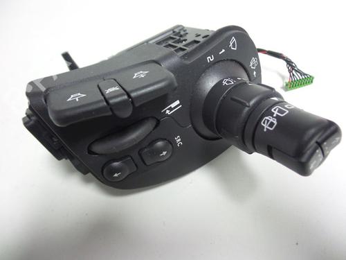 Used Steering column stalk RENAULT GRAND SCÉNIC II (JM0/1_) 2.0 (135 hp) 22466009