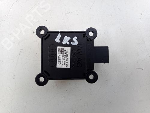 Switch AUDI E-TRON (GEN) 55 quattro | BP28196603I30 