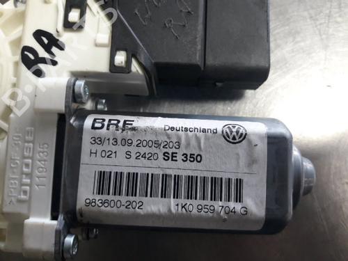 Rear right window mechanism SEAT LEON (1P1) 1.9 TDI | BP22457608C25 
