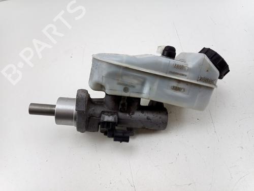 Used Brake master cylinder VW TRANSPORTER T5 Van (7HA, 7HH, 7EA, 7EH) 2.0 BiTDI (180 hp) 22513606