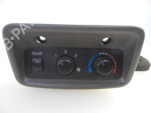 Airco bedieningspaneel MITSUBISHI PAJERO III (V7_W, V6_W) 3.2 Di-D (V68W) (160 hp) 22485998