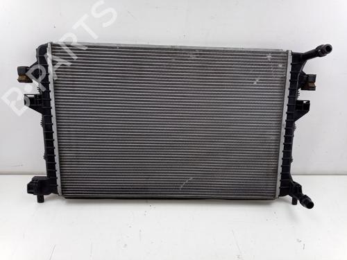 Used Water radiator SKODA OCTAVIA III Combi (5E5, 5E6) 1.5 TSI (150 hp) 25620069