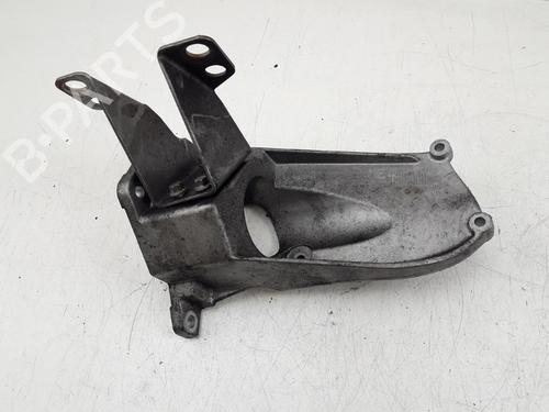 Used Engine mount VOLVO V40 Hatchback (525) D2 (120 hp) 22507524