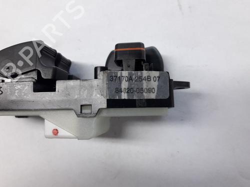 Switch TOYOTA AVENSIS Estate (_T25_) 2.0 D-4D (ADT250_, ADT250R) | BP22466244I30 
