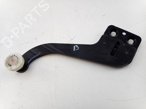 Used Hinge/Door check strap VW TRANSPORTER T5 Van (7HA, 7HH, 7EA, 7EH) 2.0 TDI (114 hp) 28196838