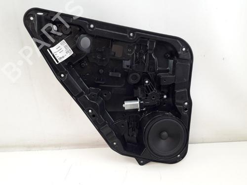 Raammechaniek links achter MERCEDES-BENZ GLA-CLASS (X156) GLA 45 AMG 4-matic (156.952) (360 hp) 24375269
